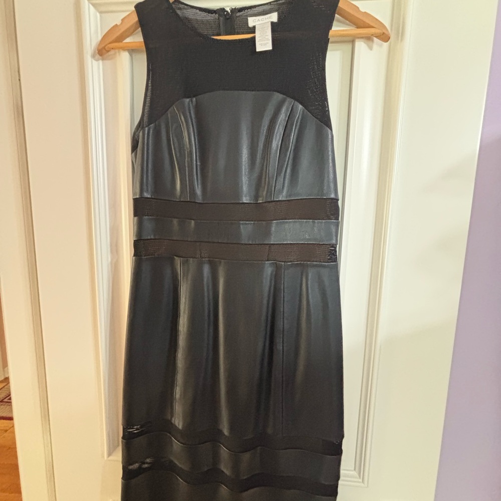 Chic Black Sleeveless Dress